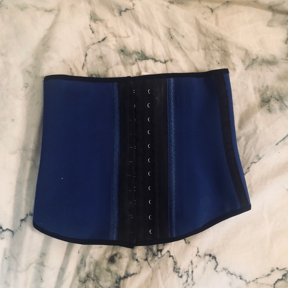 Waist Trainer